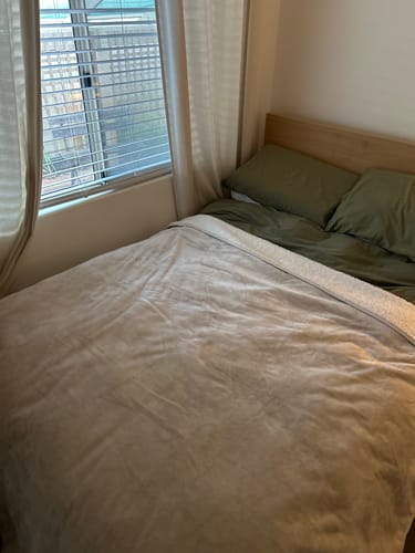 Customer photo review of Waterproof Splash Blanket™ - Champagne The OG