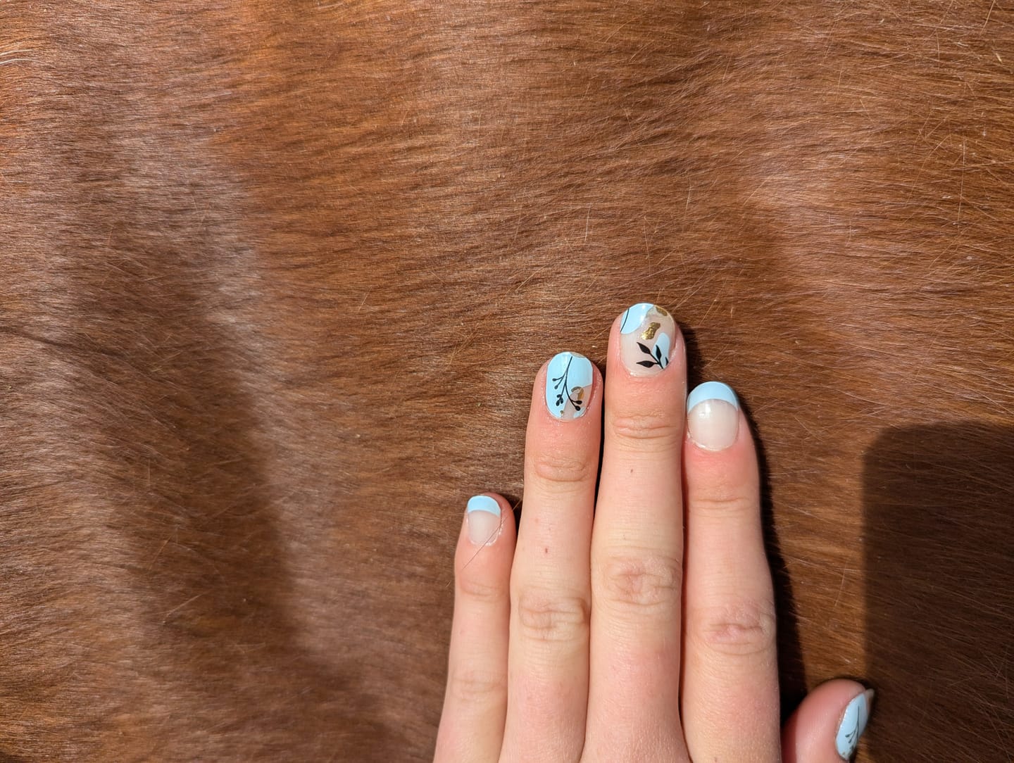 Customer photo review of Blue Floral Daze DIY Semicured Gel Nail Sticker Kit