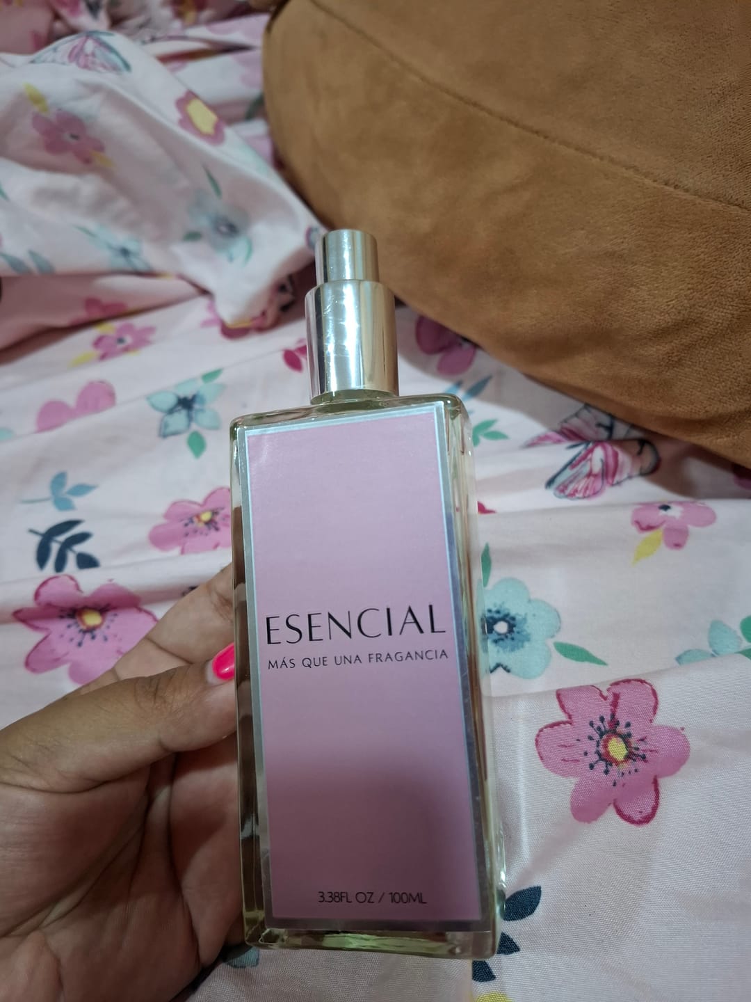 Customer photo review of M515 Inspirado en: Goddess - Burberry