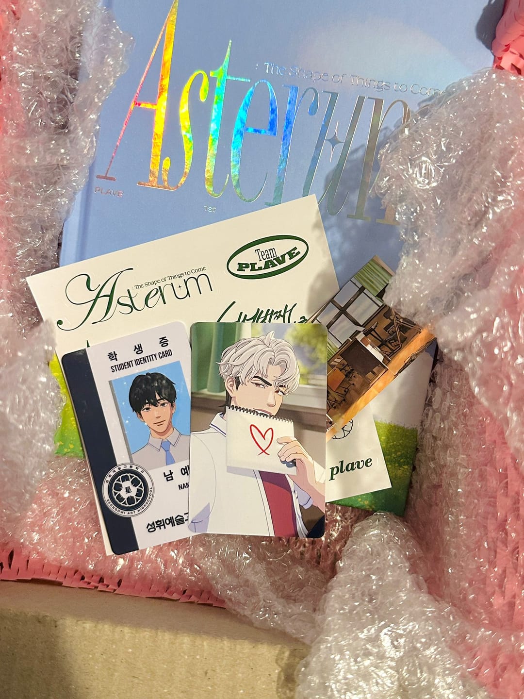 Customer photo review of PLAVE 1st Mini Album : ASTERUM: The Shape of Things to Come