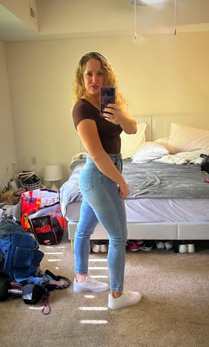 Customer photo review of Dharma High-Rise Skinny Jean  #FlatteringFit