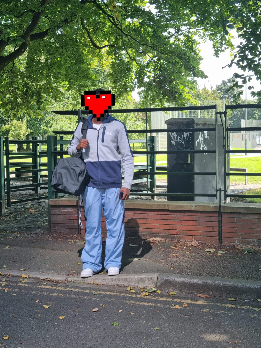 Customer photo review of Nike Vintage Track Pants RARE 2000s (XL)
