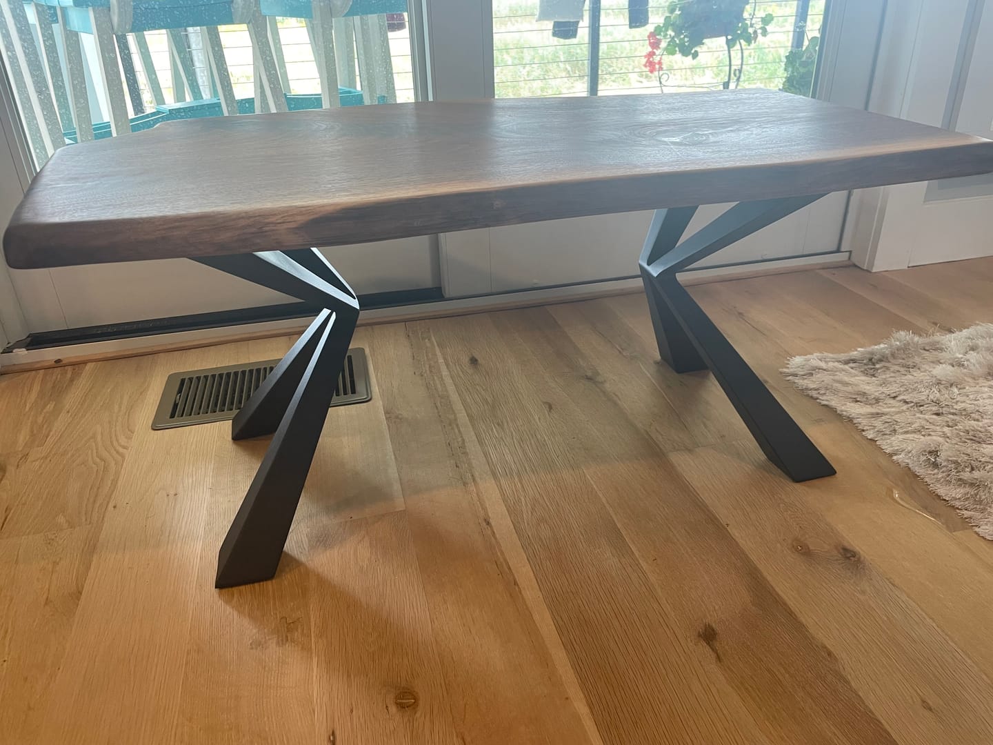 Customer photo review of Bench Legs 125 Kheops 16H Modern Metal Furniture