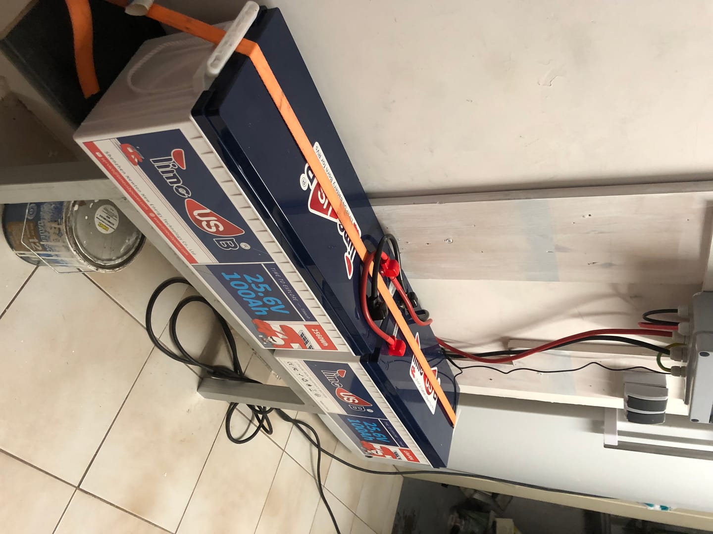 Customer photo review of Tax free - Timeusb Lithium Batterie 100Ah 24V LiFePO4