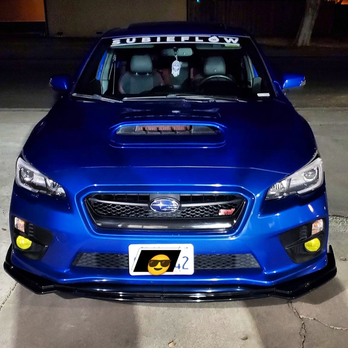 Customer photo review of SubieFlow Windshield Banners