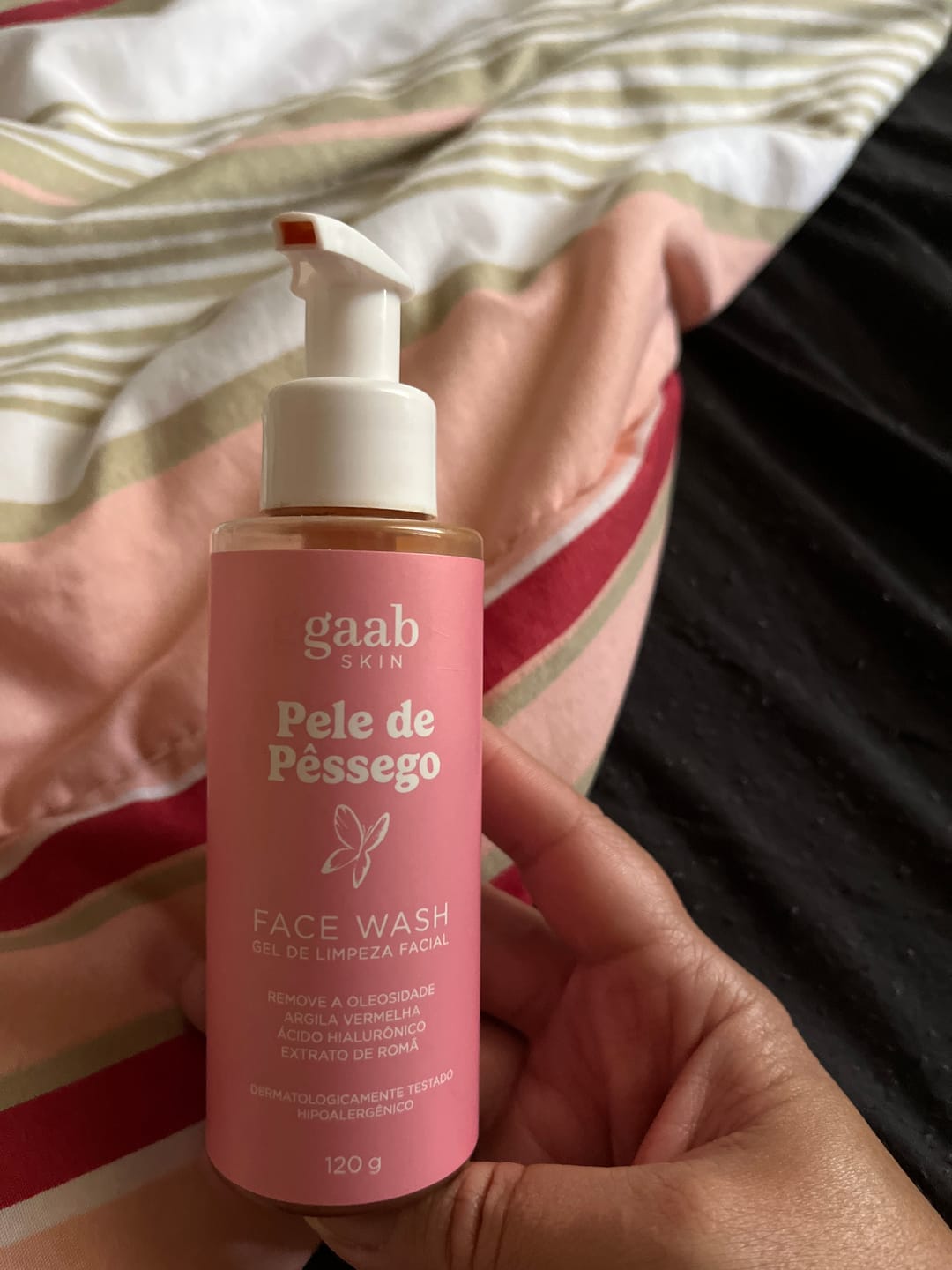 Customer photo review of Gel de Limpeza Facial Pele de Pêssego