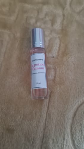 Customer photo review of Parfum aux phéromones.