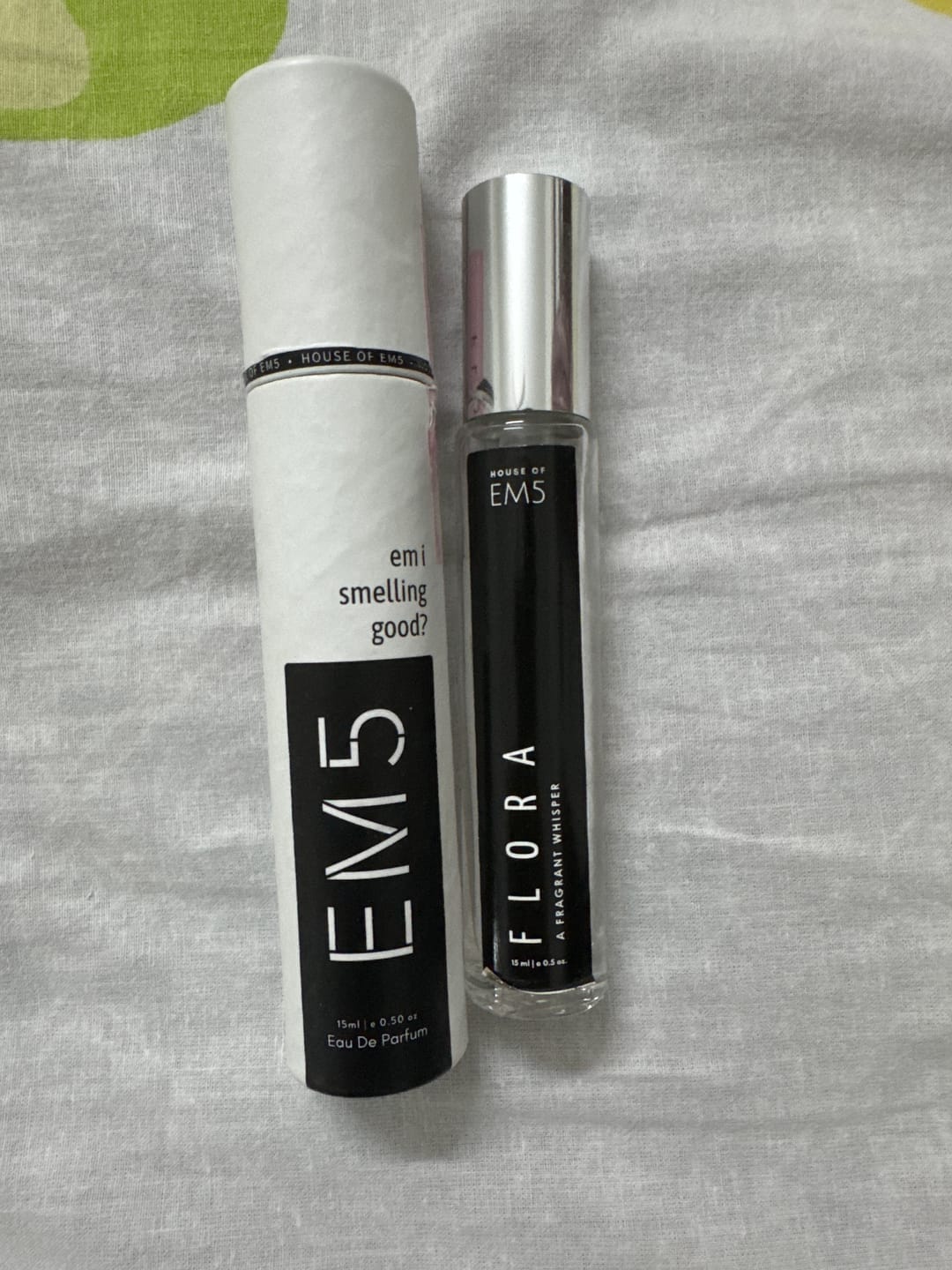 Customer photo review of EM5™ Flora Perfume for Women for All Day Wear | Fruity Floral Citrus Fresh Fragrance | Luxury Gift for Her | Variants Available: 50 ml Spray / 15 ml Spray / 10 ml Non-Alcoholic Roll On