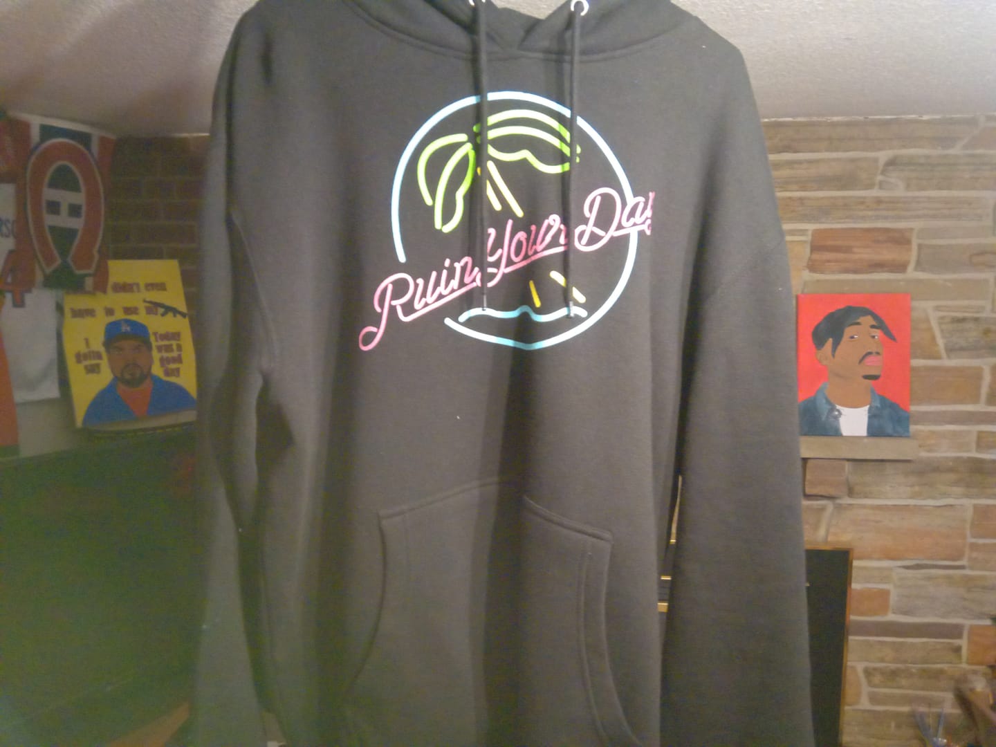 Customer photo review of RYD Premium Pullover Hoodie - Black