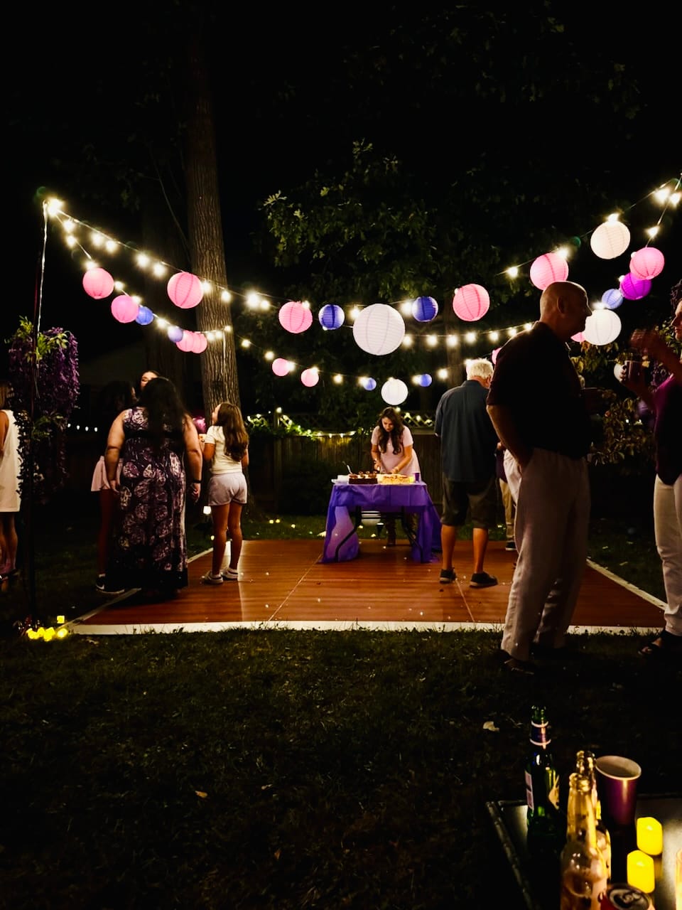 Customer photo review of Ultimate 20-Piece Purple Variety Paper Lantern Party Pack - Assorted Sizes of 6", 8", 10", 12" (5 Round Lanterns Each) for Weddings, Birthday, Events and Décor