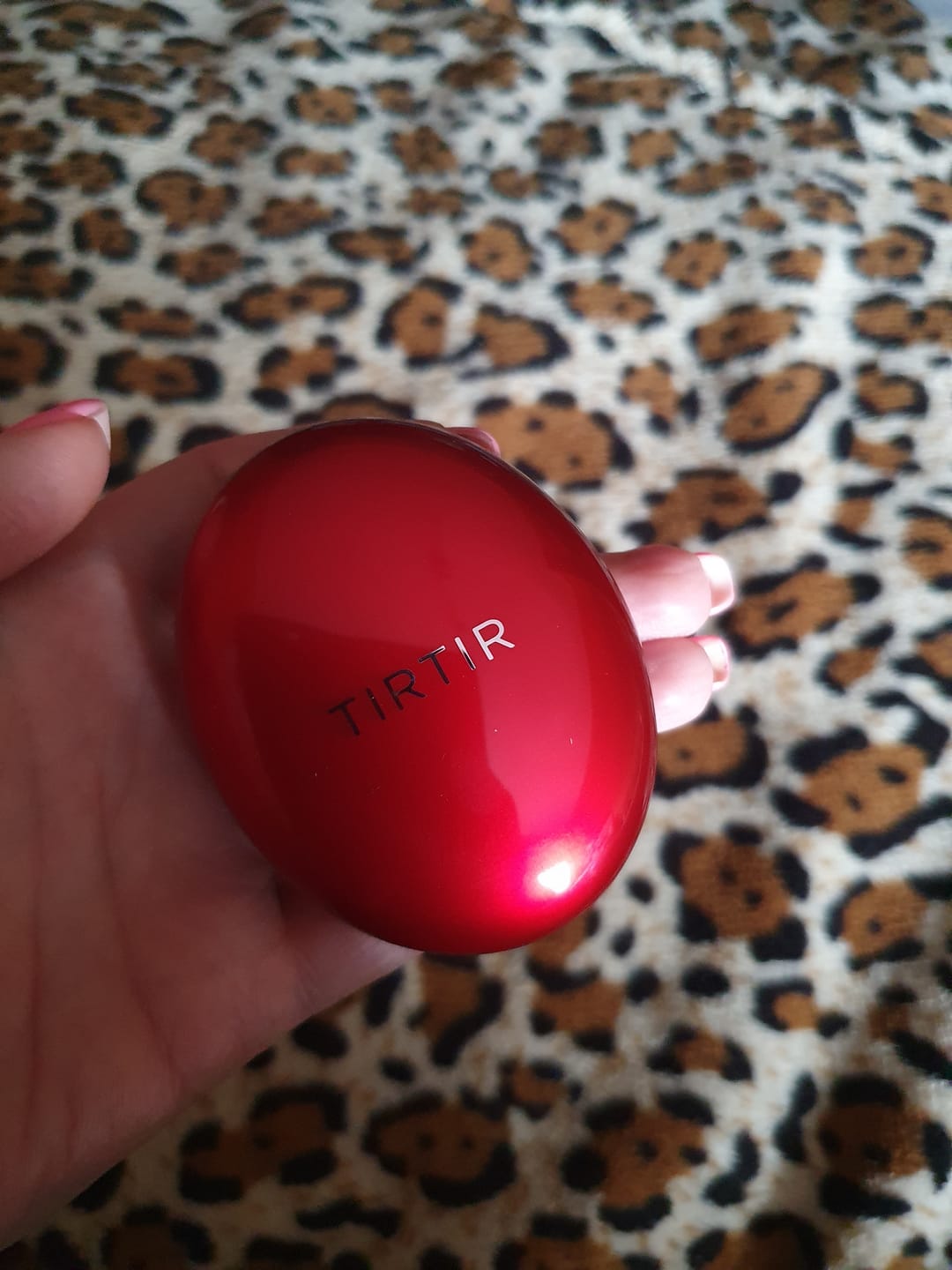Customer photo review of Noturīgs kušons ar daļēji matētu noslēguma akcentu TIRTIR Mask Fit Red Cushion SPF40 PA++