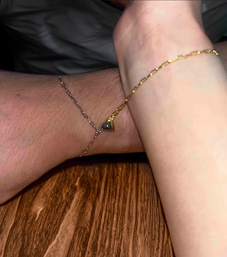Customer photo review of Magnetic Heart Couple Friendship Bracelet Set