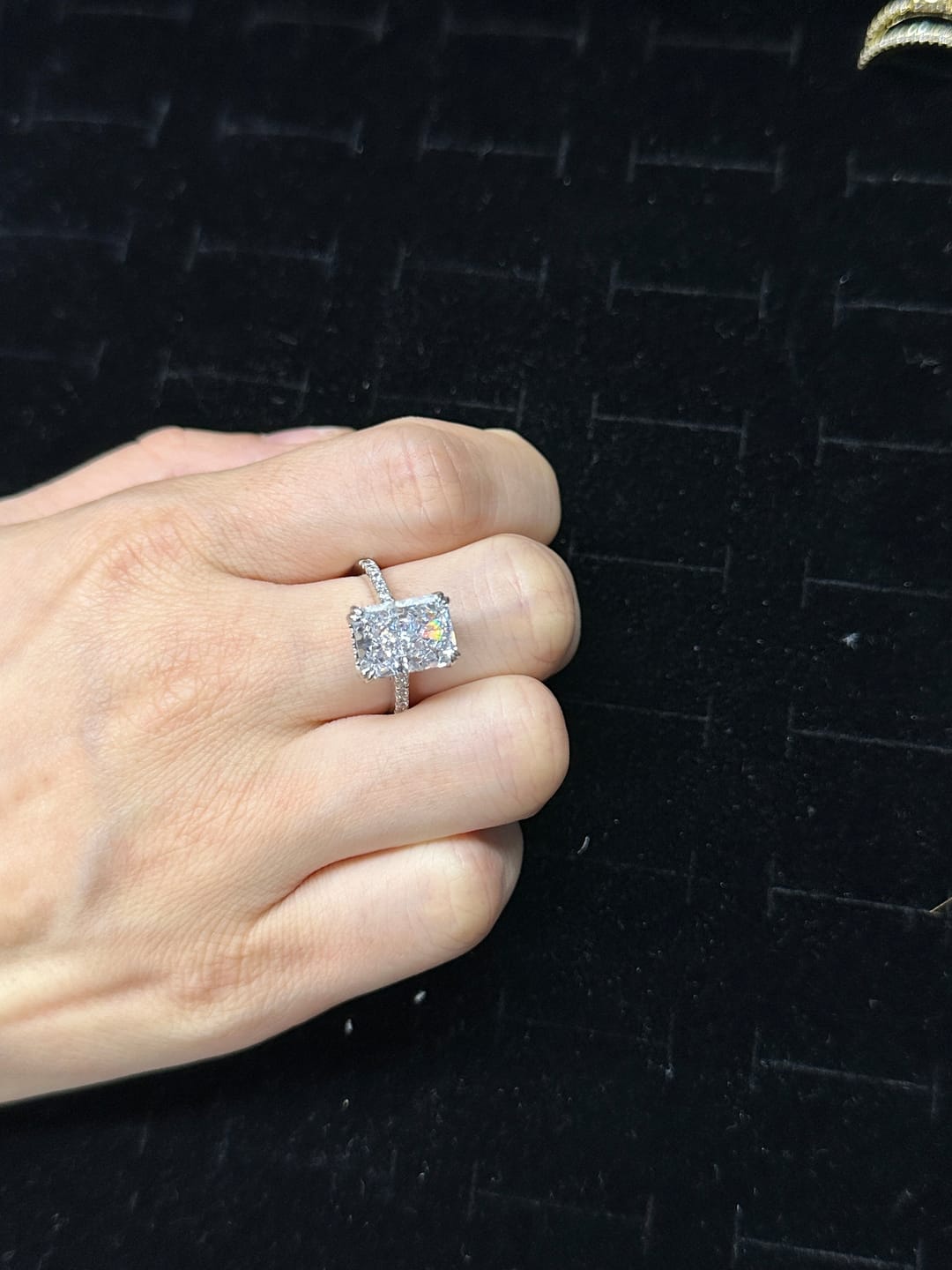 Customer photo review of S925 4.5Ct Radiant Cut Engagement Ring Moissanite/Simulated Diamond Solitaire Stackable Travel Ring For Women