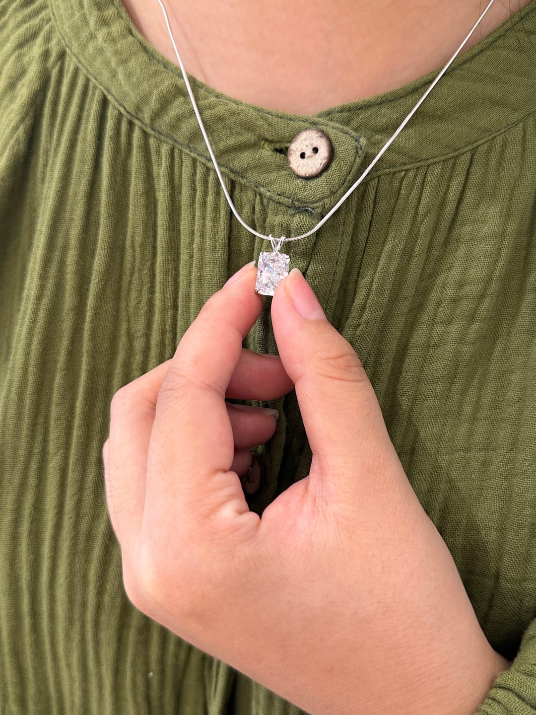 Customer photo review of Louily Timeless Crushed Ice Radiant Cut Pendant Necklace In Sterling Silver