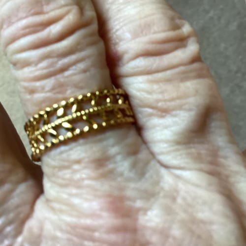 Customer photo review of Marissa Layered Gold Leaf Ring