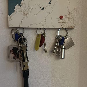 Customer photo review of Magnetic Wooden Keyholder Sweet Home