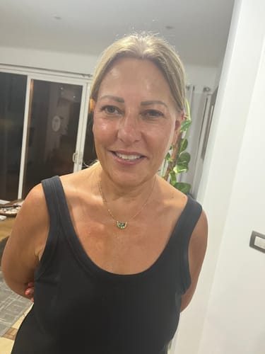 Customer photo review of Amalfi Turquoise Shell Necklace