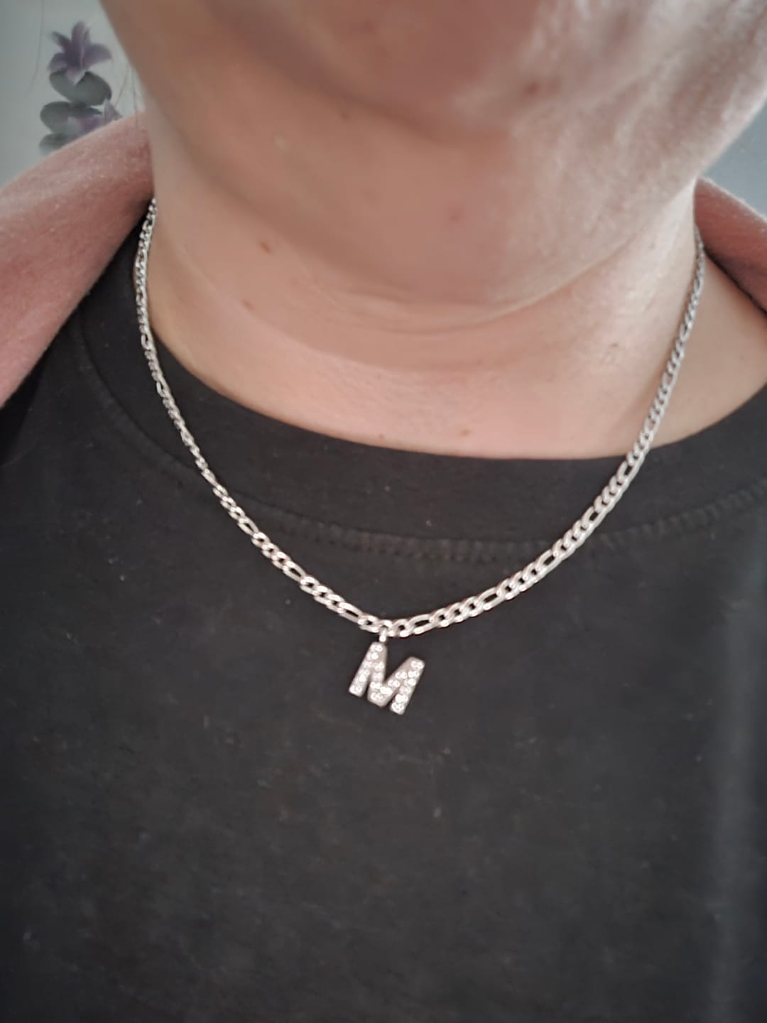Customer photo review of Classic Letter Halskette | 18K vergoldet