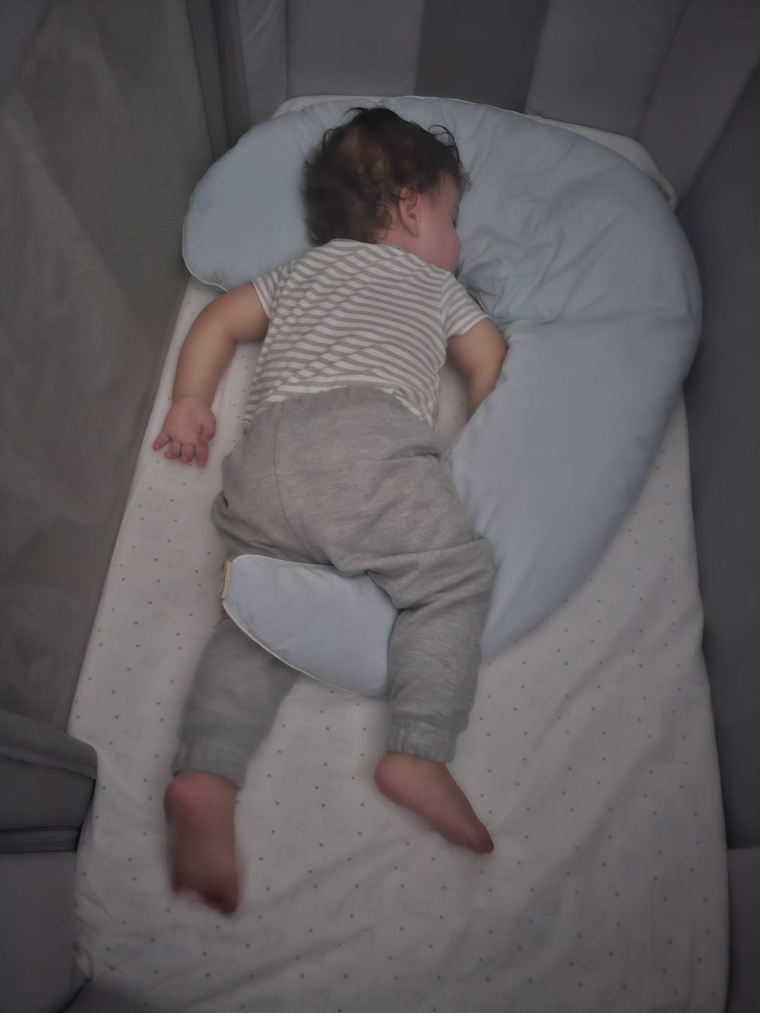 Customer photo review of ALMOHADA LUNA®️ 🌙 Ayuda a dormir solitos! Ideal para peques con muchos despertares