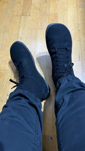 Customer photo review of Vaistoa Tunto | Felt Barefoot Sneakers