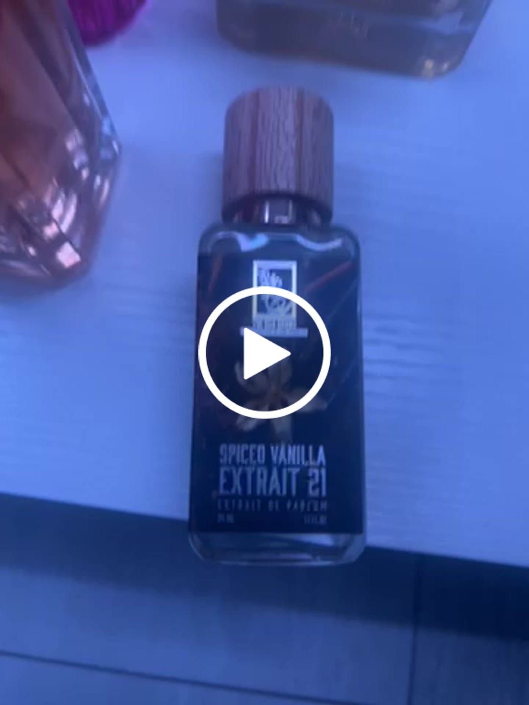 Customer video review of Spiced Vanilla Extrait 21