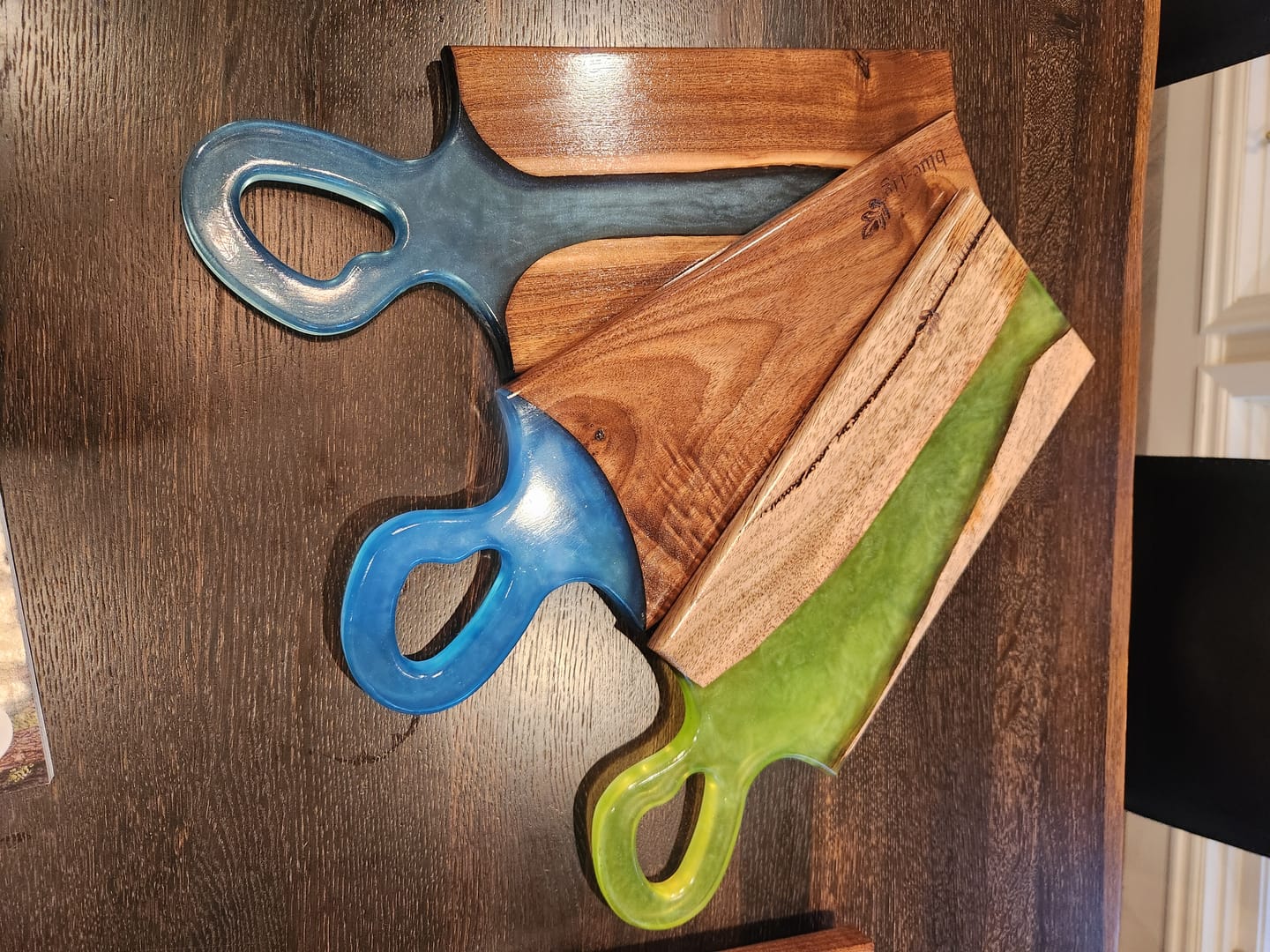 Customer photo review of 18x6.5x1" Small Organic Handle Charcuterie Board Silicone Mold