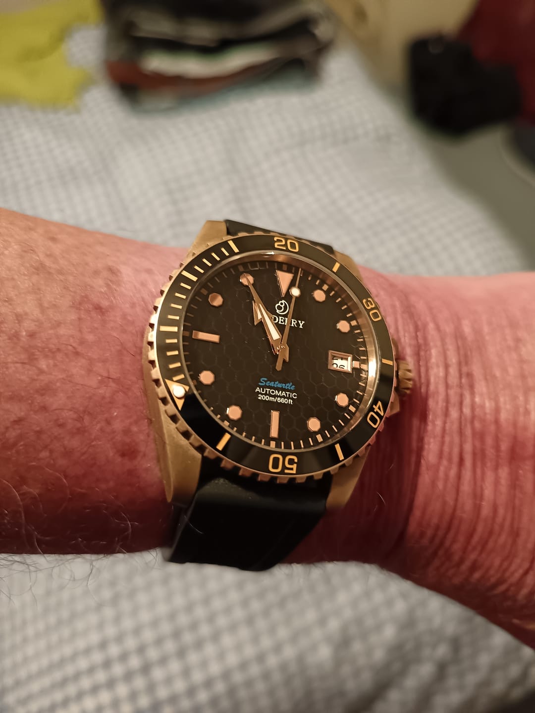 Customer photo review of SEATURTLE.OCEAN(BRONZE) - Automatic Bronze Diver Watch | Black/FKM Rubber