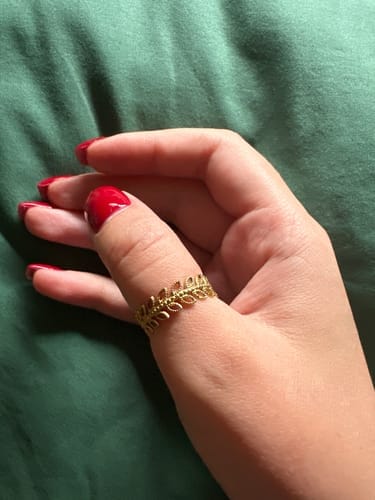 Customer photo review of Summer Bloom Leaf Ring