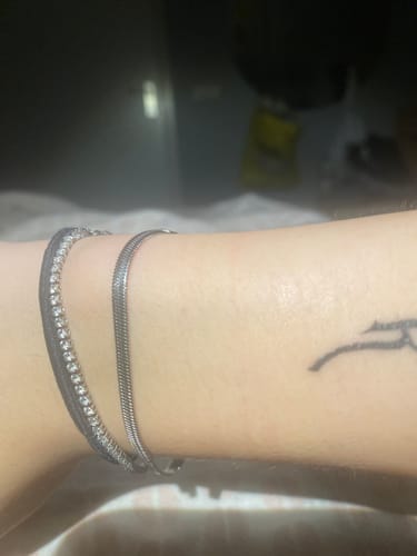 Customer photo review of Sarya Snake Chain Silver Bracelet