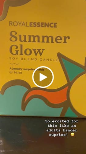 Customer video review of Summer Glow (Candle)