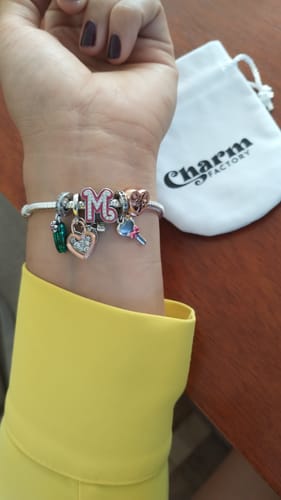 Customer photo review of Charm Corazon & Arbol de la Vida