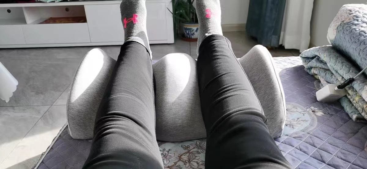 Customer photo review of Leg Spacer Pillow / Knee Pillow