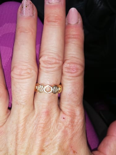 Customer photo review of Gold & Crystal Honeycomb Ring