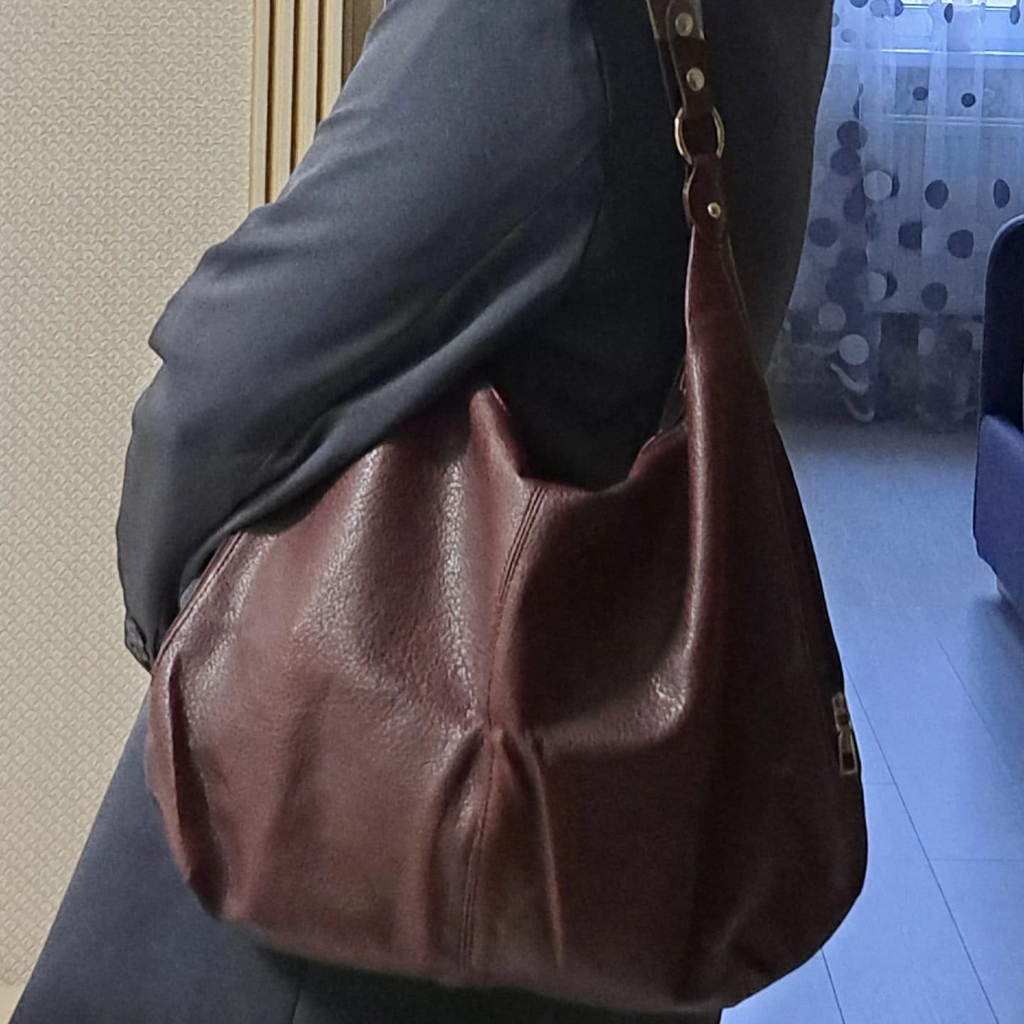 Customer photo review of YELENA - Sac à Main Fourre-Tout Luxe en Cuir Souple