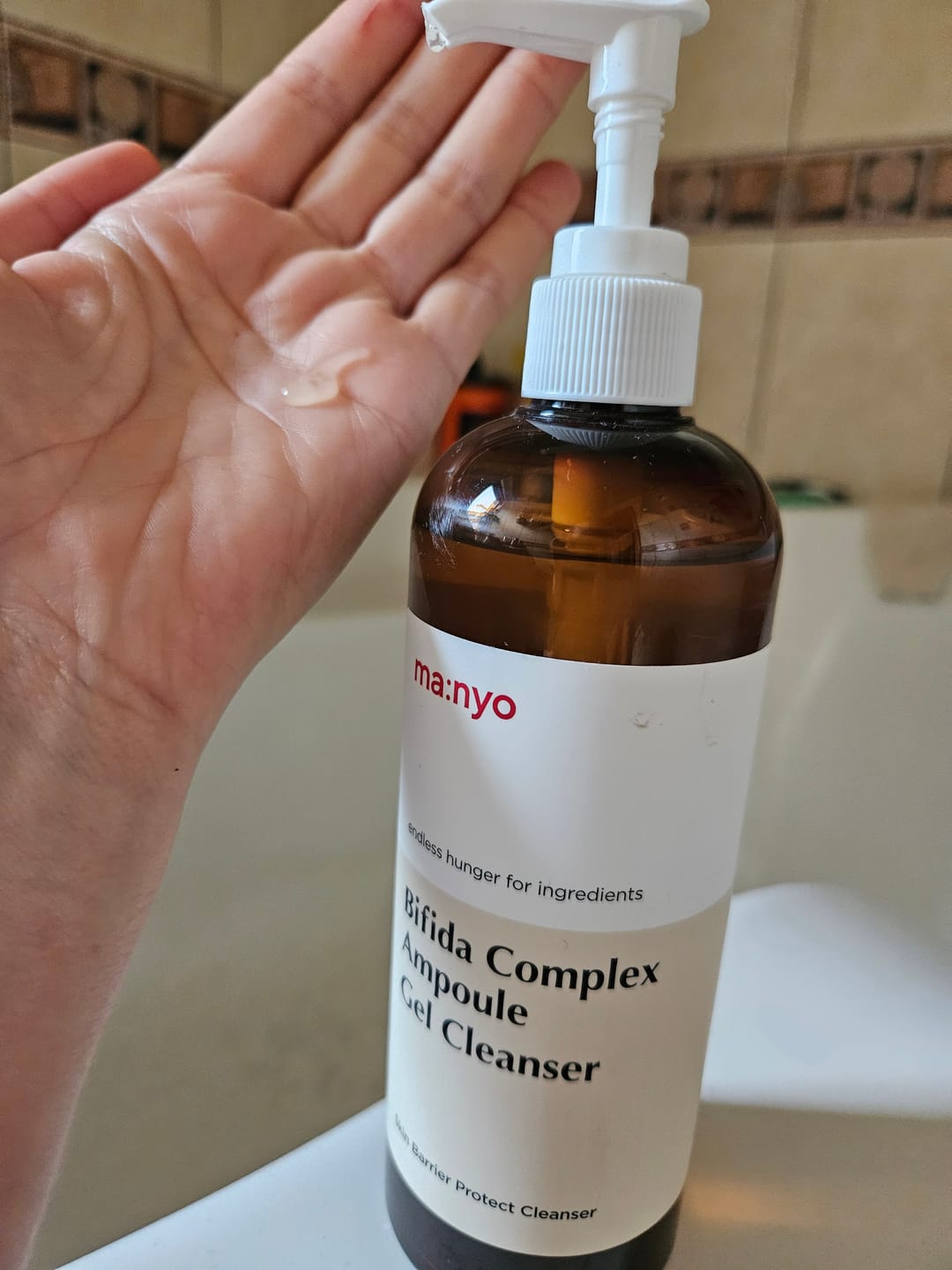 Customer photo review of Attīrošs gels ar bifidobaktērijām Manyo Bifida Complex Ampoule Gel Cleanser