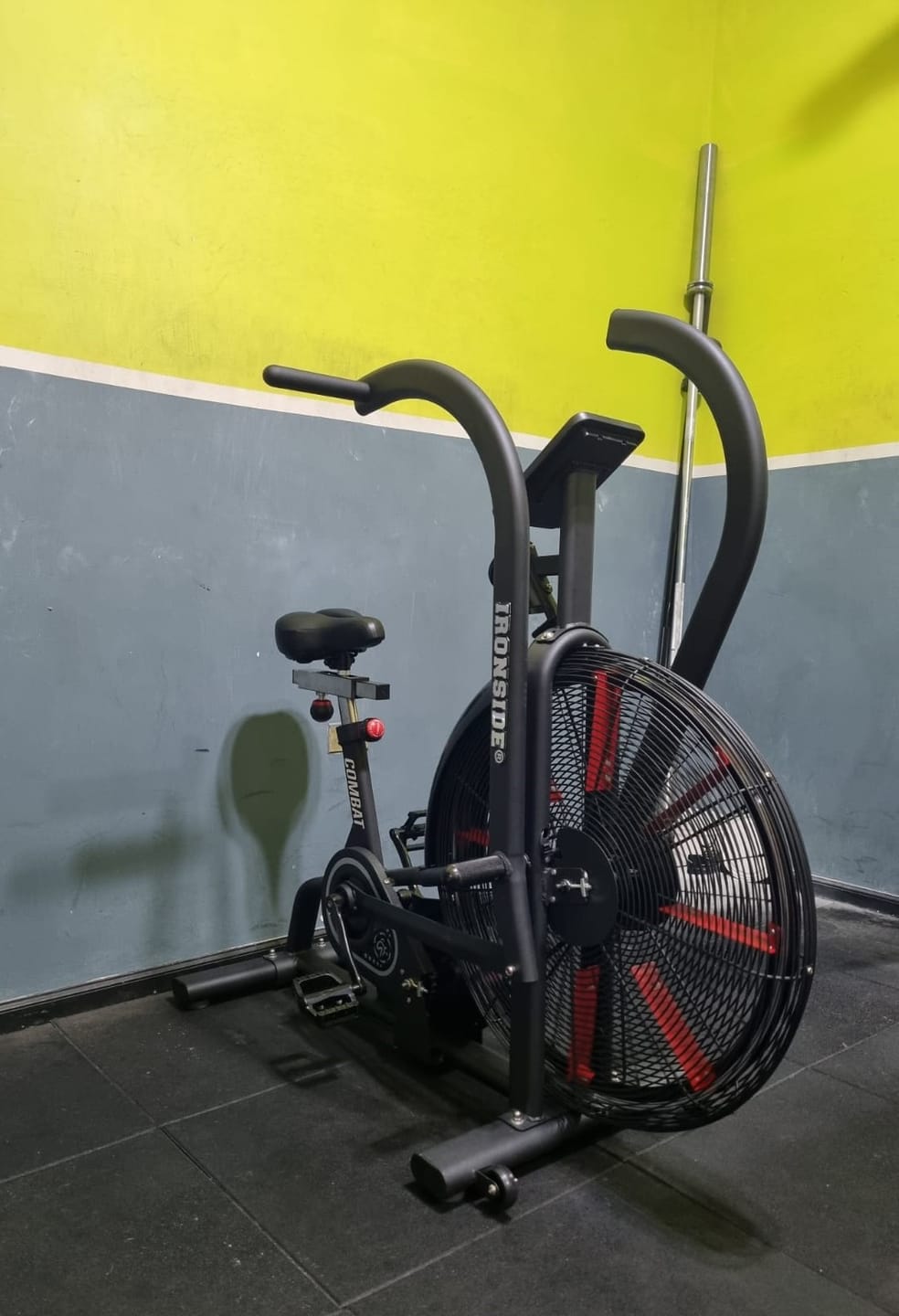 Customer photo review of ECHO Air Bike IRONSIDE Combat