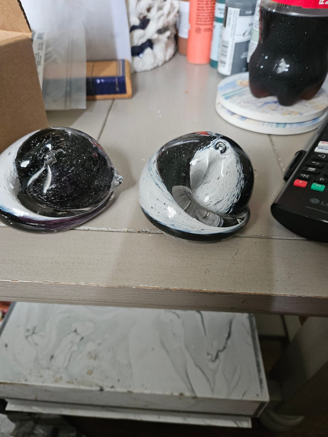 Customer photo review of Half-tone Sleeping Glass Cat with Infused Cremation Ashes