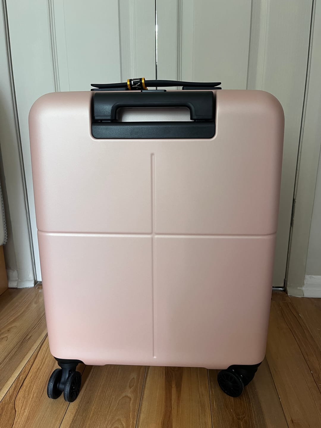 Customer photo review of JLY UK Suitcase - Small (55cm)