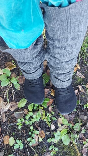 Customer photo review of Vaistoa Tunto | Felt Barefoot Sneakers