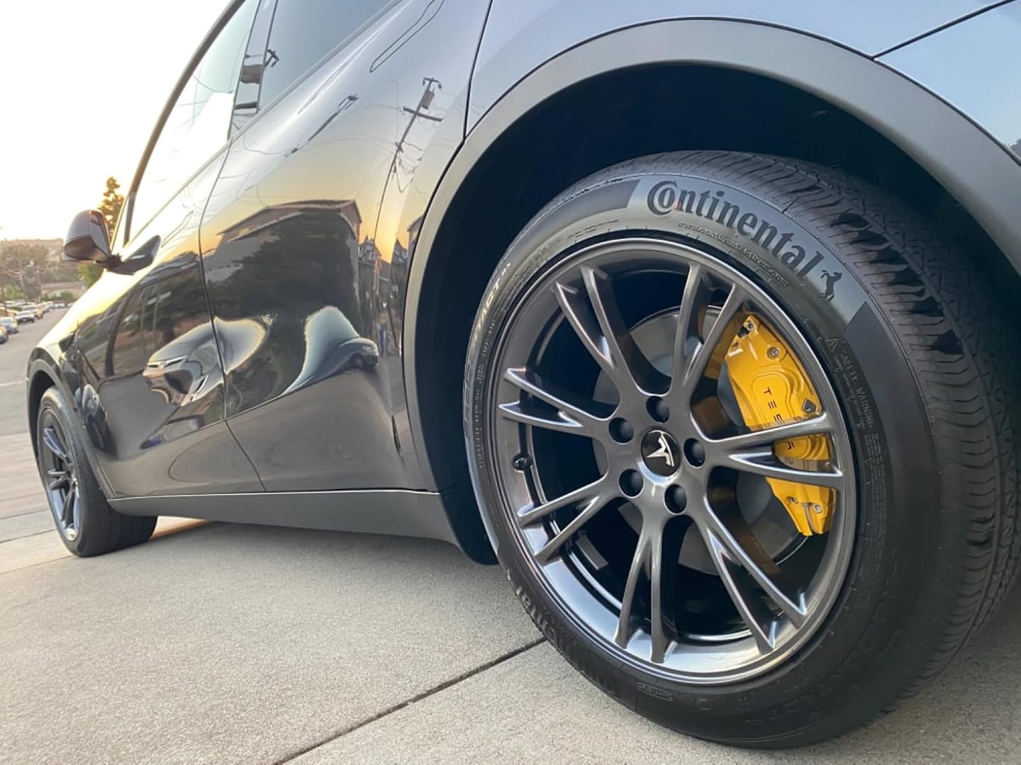 Customer photo review of EVAAM® Caliper Covers (4PCS) for Tesla Model 3