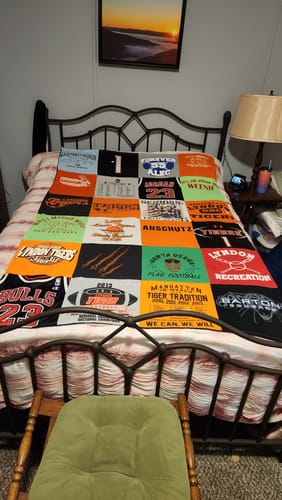 Customer photo review of Classic T-Shirt Blanket