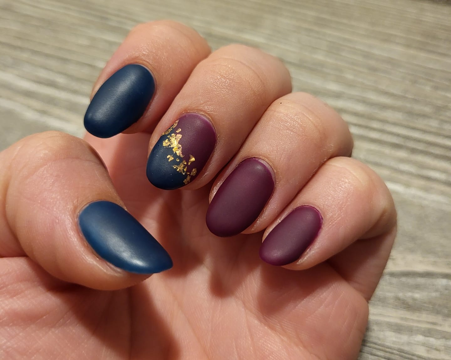 Customer photo review of Smalto Semipermanente LCI -  Melanzana - Viola