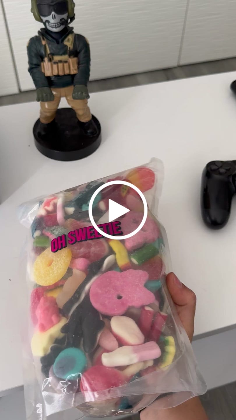 Customer video review of Build Your Own Pick and Mix Sweets Bag – Over 100 to Choose From