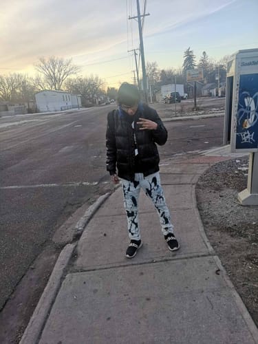 Customer photo review of Multi Pocket Rhinestone Strap Cargo Denim (Bleach Wash)