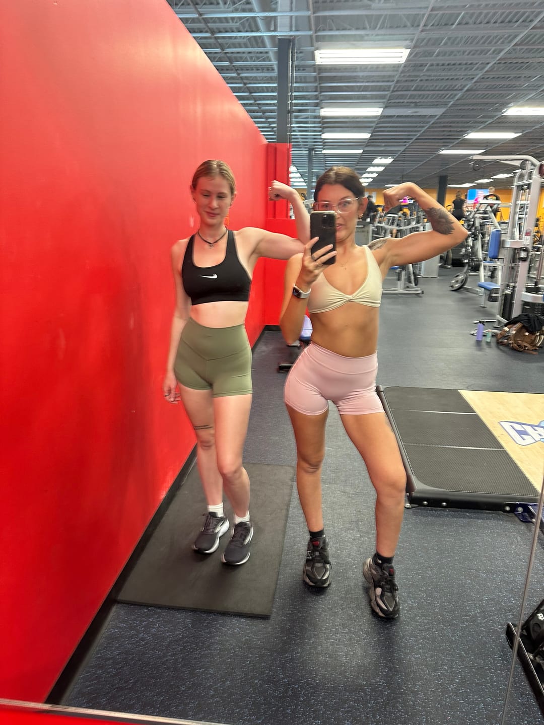 Customer photo review of W144 Hybrid Shorts