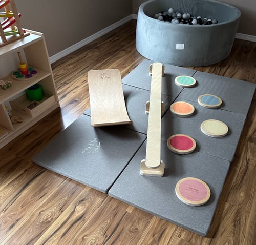 Customer photo review of Free Giant Ball Pit