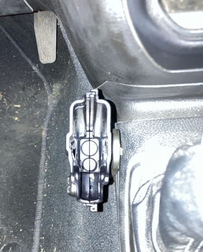 Customer photo review of Gladiator JT Universal Accessory Mount