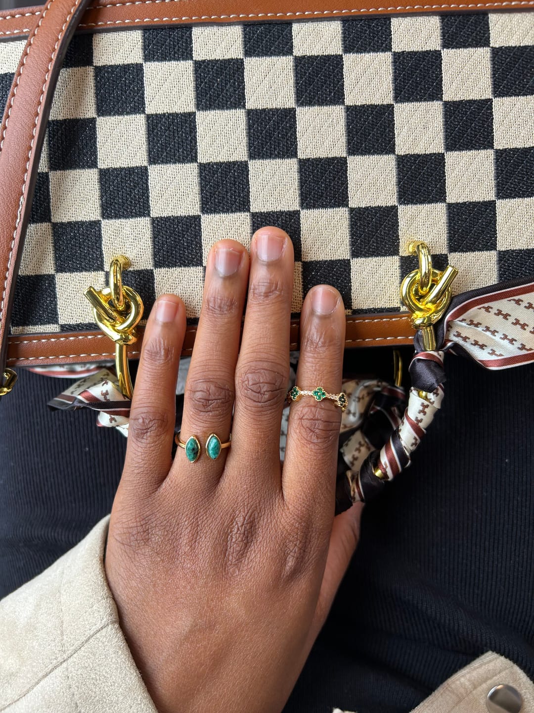 Customer photo review of Four Leaf Clover Crystal Ring