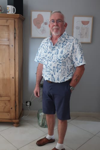 Customer photo review of Chemise boutonnée décontractée à manches courtes pour homme