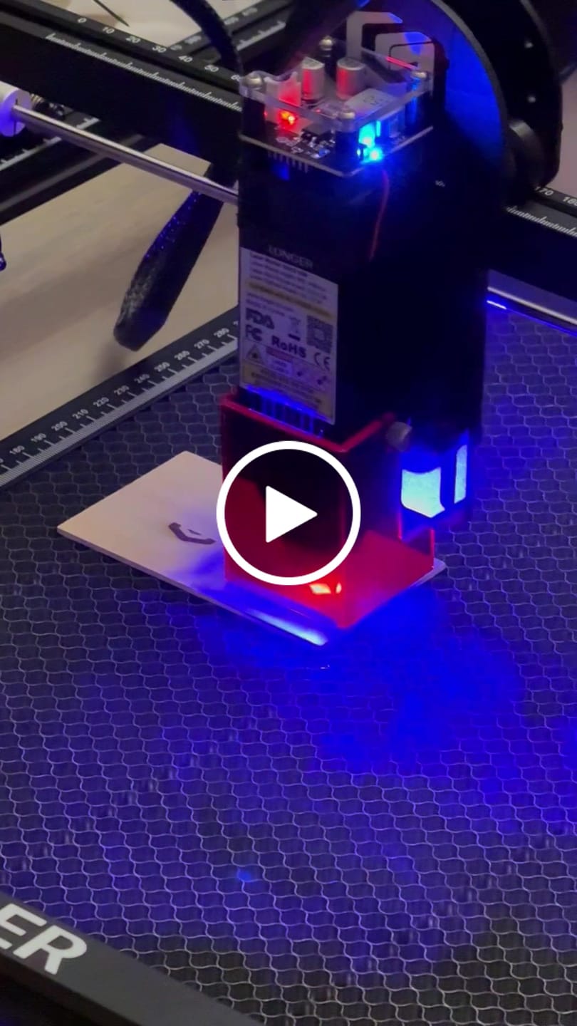 Customer video review of Longer RAY5 10W Laser Engraver(10-12W Output Power)